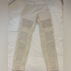 Alo Yoga pants